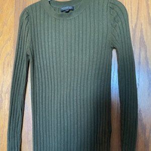 Banana Republic 100% Merino Wool Dark Green Sweater - Size S